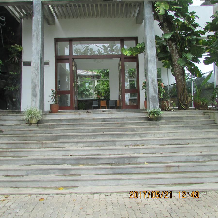 The Breeze Hotel Elpitiya  Dış mekan fotoğraf